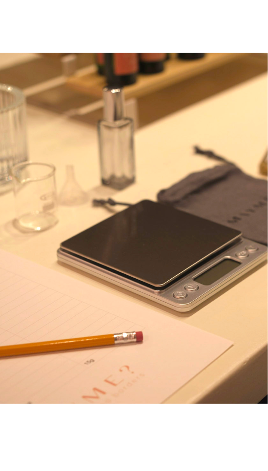 gift voucher to a fragrance creation workshop (digital)